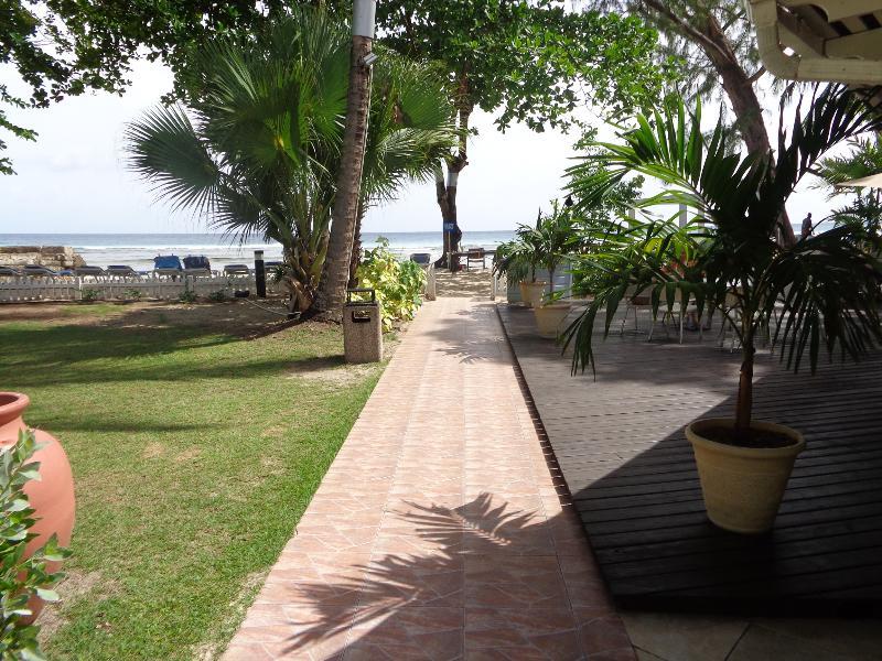 Savannah Beach Μπριτζτάουν Εξωτερικό φωτογραφία